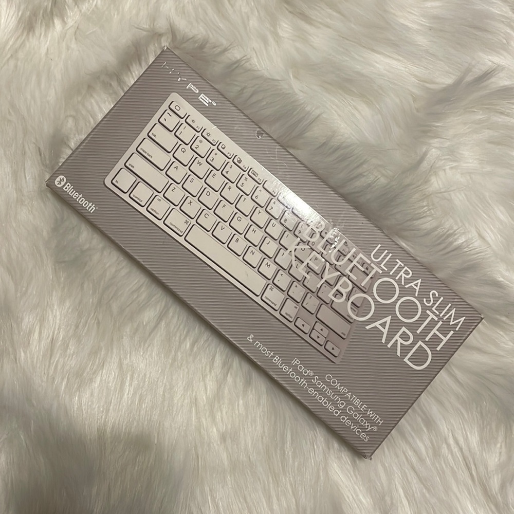 Bluetooth ultraslim keyboard